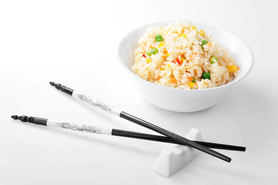 碗飯和筷子收起來(lái)