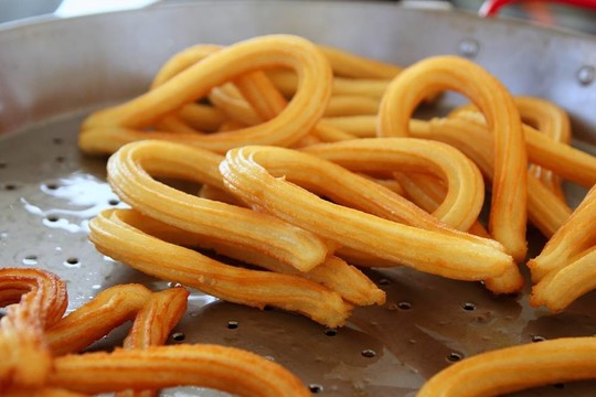 油不健康食品炸油條