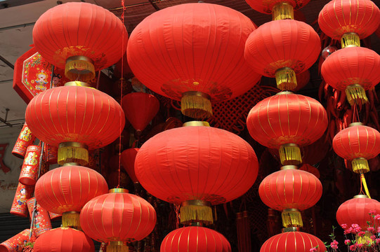 喜慶的中國紅燈籠裝飾