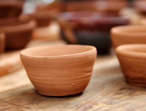 粘土工藝陶瓷工作室木桌子傳統(tǒng)