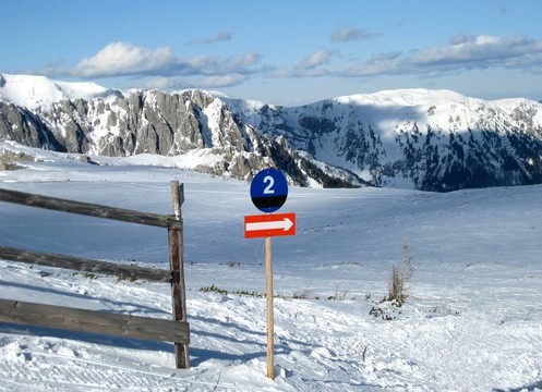 高山滑雪場