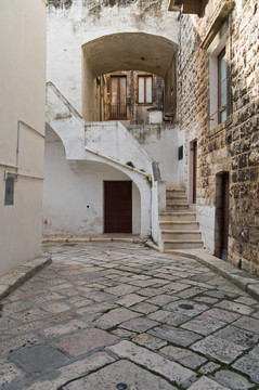 小巷。普蒂尼亞諾。Apulia。