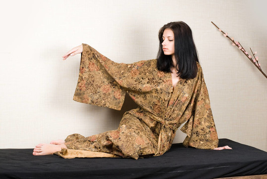 沉思的女孩
