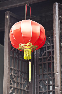 窗中的中國燈