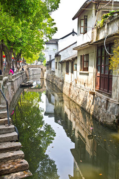 在蘇州，中國(guó)東部的通道；
