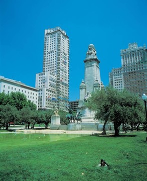 去西班牙旅行