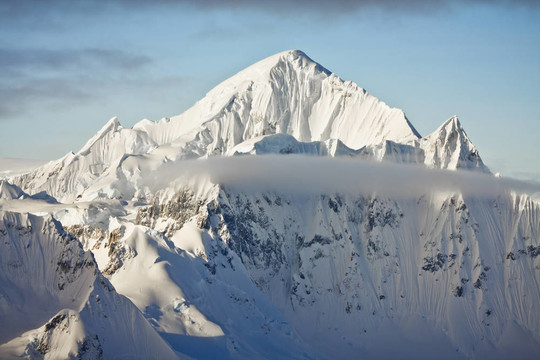 美麗的雪山