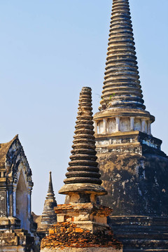 著名的寺Wat Phra Si sanphet；在Ajutthaya皇家宮殿