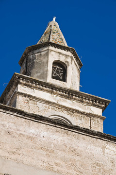 圣馬提歐鐘樓教堂。比謝列。Apulia。
