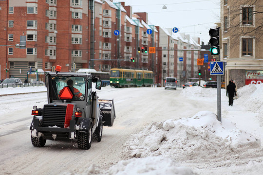 冰雪街與冬季道路間隙