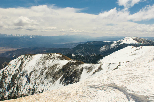 西藏雪山