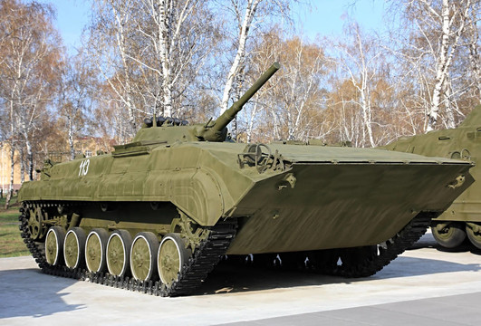 坦克BMP-1。