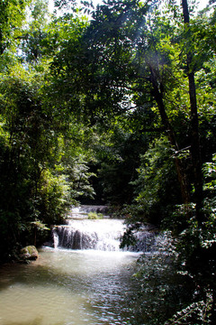 Erawan Waterfall；Kanchanaburi；泰國(guó)