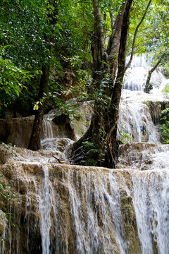 Erawan Waterfall；Kanchanaburi；泰國(guó)