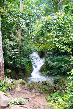 Erawan Waterfall；Kanchanaburi；泰國(guó)