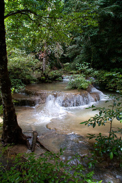 Erawan Waterfall；Kanchanaburi；泰國(guó)