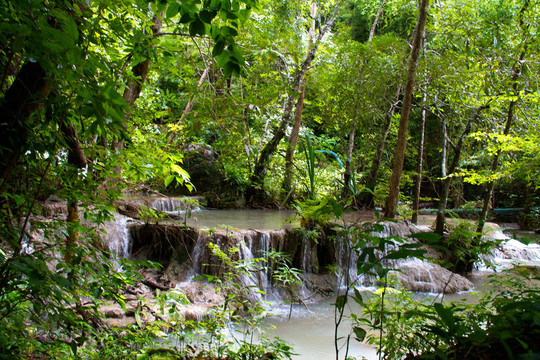 Erawan Waterfall；Kanchanaburi；泰國(guó)