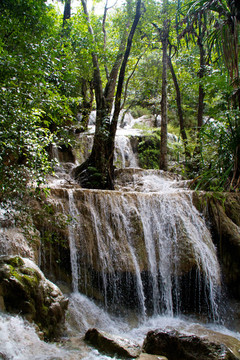 Erawan Waterfall；Kanchanaburi；泰國(guó)