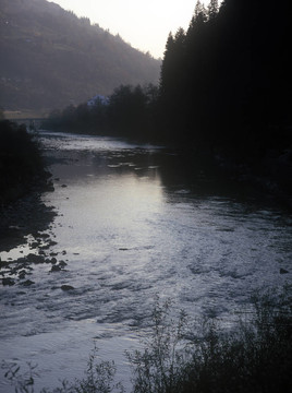 山地景觀。