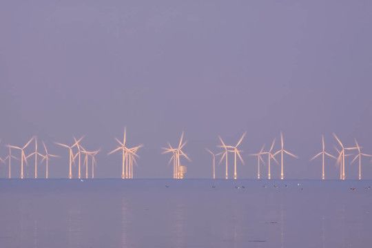 早晨的權(quán)力會(huì)議