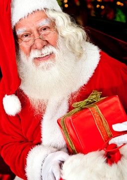 Santa帶著圣誕禮物