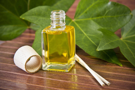 SPA環(huán)境中的香水油瓶