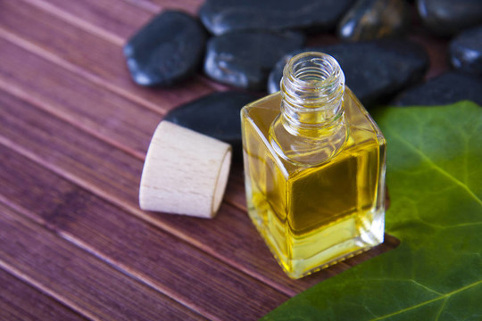 SPA環(huán)境中的香水油瓶