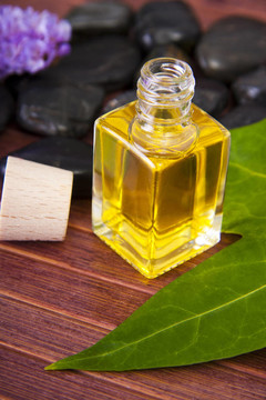 SPA環(huán)境中的香水油瓶