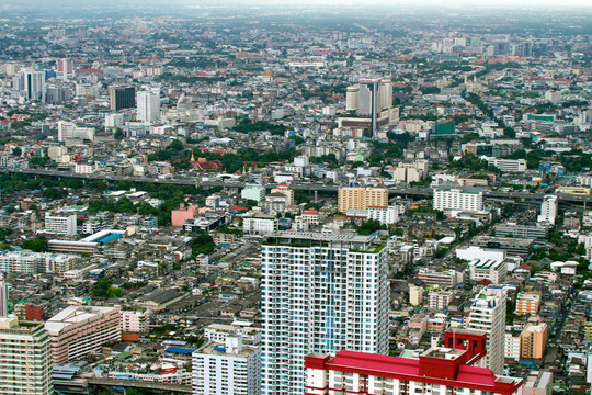曼谷- 9月15日：城市景觀9月15日，2011在曼谷。從skyscrapper市景