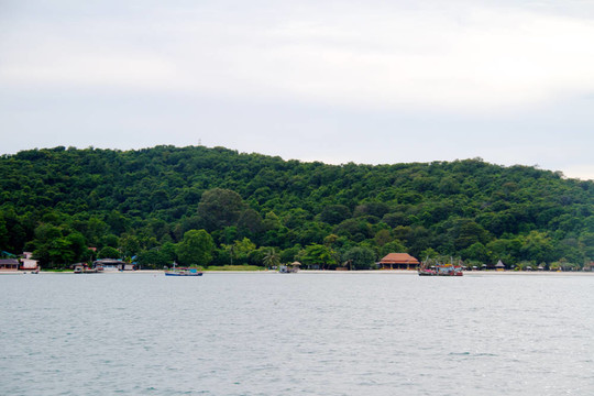 美麗的藍色海洋從斯米蘭群島泰國；亞洲