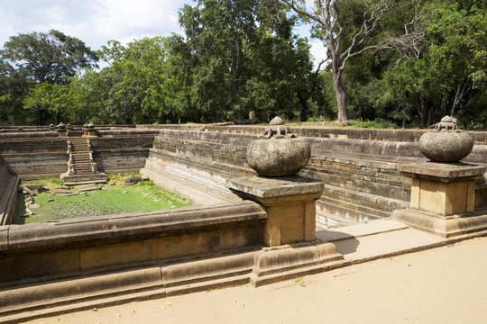 kuttam Pokuna；阿努拉德普勒；斯里蘭卡
