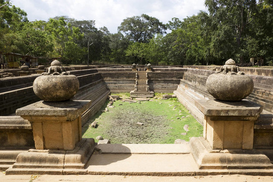 kuttam Pokuna；阿努拉德普勒；斯里蘭卡