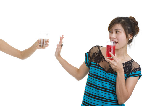 年輕的女人不喜歡水