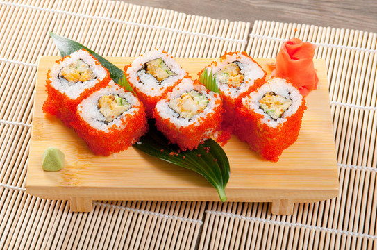 煙熏魚壽司卷