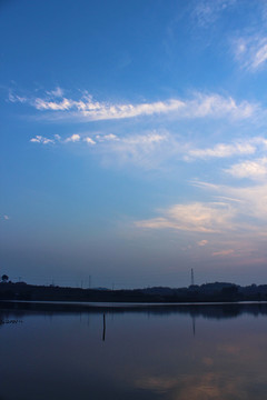 魚塘的天空