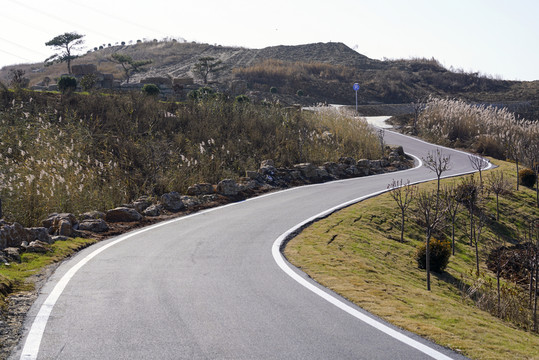 高山上的公路