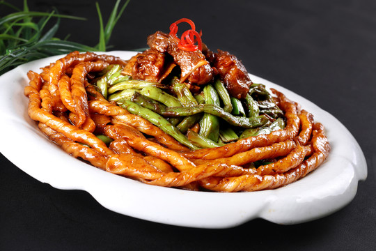 排骨豆角沾卷子