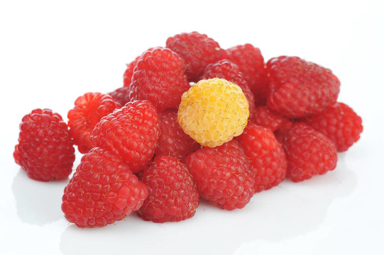 新鮮可口的rspberry特寫