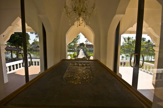 WAT TRA Thang攀