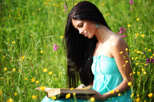 女孩的書