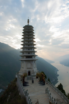 巫峽鎮(zhèn)水塔