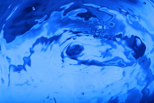 水