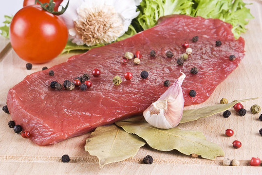 蔬菜牛肉炒牛排