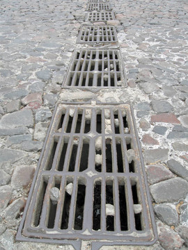 石道路排水；金屬