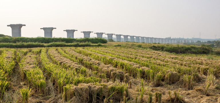鐵路橋