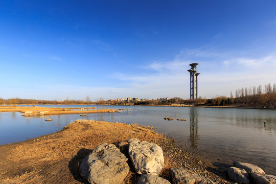 奧森公園人工湖奧林匹克塔