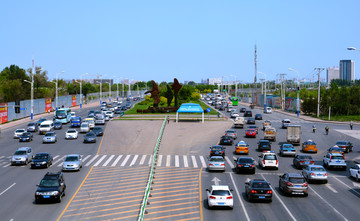 車水馬龍