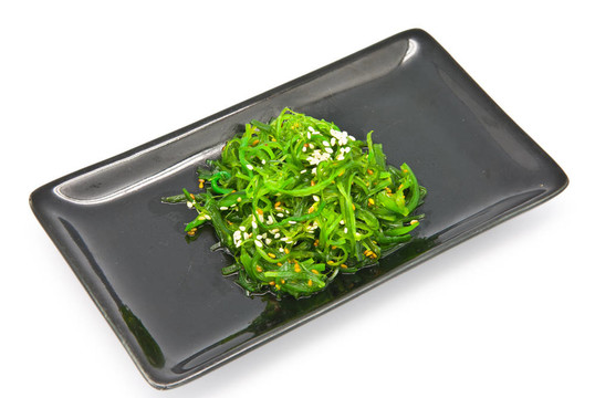 日本料理；黑紫菜海帶沙拉