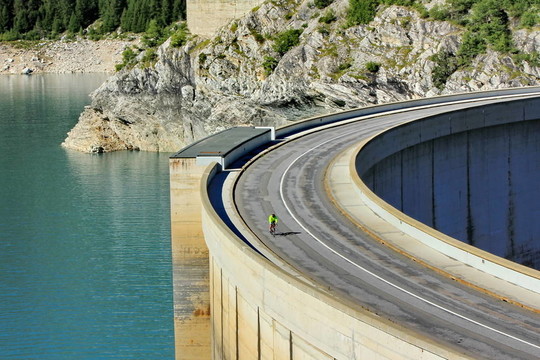 湖chevril -蒂涅- Savoie