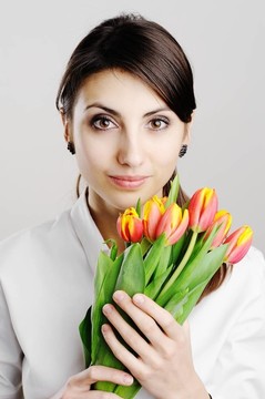 女人與郁金香